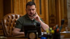 Zelenski en llamada con el presidentechino Xi Jinping.