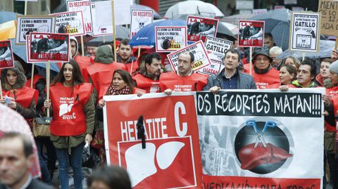 El color rojo domin� en la manifestaci�n