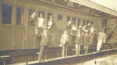 Varios pasajeros, en la antigua estación del Norte