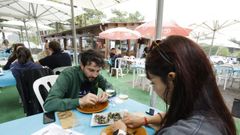 Chiringuito de Abrela, frente a la playa