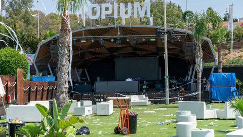 Imagen de la discoteca Opium de Marbella tras la estampida del pblico despus de un tiroteo en la madrugada de este 18 de julio