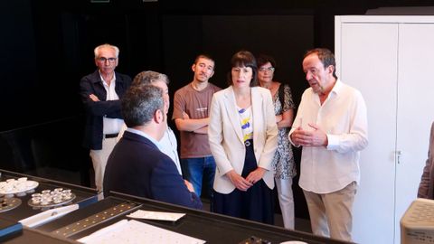Ana Pont�n en su visita a la empresa pontevedresa SETGA