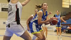 Angela Mataix en un partido disputado en A Malata este curso.