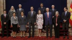 Los reyes y los premiados, durante la recepci�n en el Reconquista