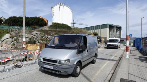 Obras no Berb�s, estrada do porto en Burela
