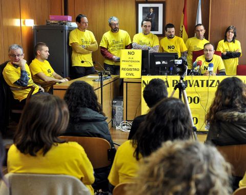 Instante de la rueda de prensa ayer en el juzgado. 