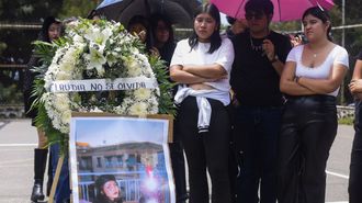Estudiantes de la Universidad de Morelos (M&eacute;xico)  durante el homenaje p&oacute;stumo a la espa&ntilde;ola Taraconte, el pasado 14 de septiembre.