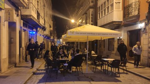 La calle Magdalena recupera poco a poco su tir�n como polo de atracci�n del ocio nocturno