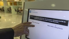 M�quina de turnos en el rexistro xeral de la Xunta, en San Caetano