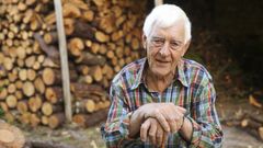 �Ti�a 25 eguas, e unha delas levaba 25 anos comigo. Falaba con ela e entend�ame�