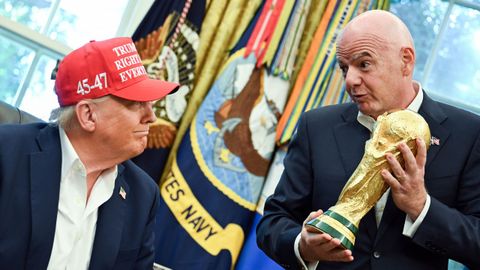 Trump e Infantino, durante la presentaci�n de la Copa del Mundo en la Casa Blanca