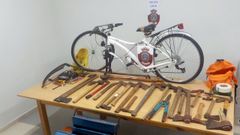 Material recogido por la Polic�a Local de Oviedo en la chatarrer�a ilegal desmantelada