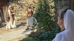 Los trovadores tocando en la feria medieval.