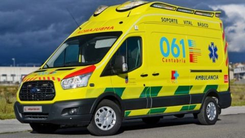 Una ambulancia de Cantabria