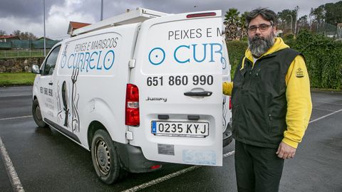 Jos� Javier Lago, vendedor de pescado a domicilio en el �rea de Muros y Mazaricos