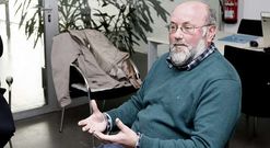 Vicente M�guez, durante una intervenci�n relacionada con temas del mar. 