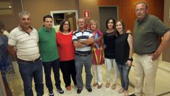 Jos Romero Alcalde, en el centro, con los empleados de la autoescuela Martio en la inauguracin de la nueva sede, en el 2014.