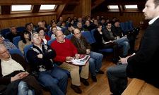 El Concello gestiona los acuerdos adoptados el lunes en la reuni�n con la plataforma comarcal.