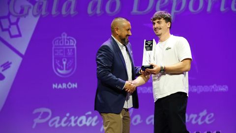 Entrega de las menciones especiales.