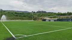 El nuevo campo de futbol de Salcedo fue recepcionado este viernes por el Concello de  Pontevedra