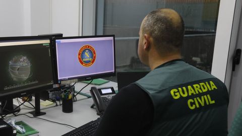 La Guardia Civil investiga desde Milladoiro la ciberdelincuencia en el rea de Barbanza.