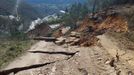 El derrumbe, visto desde arriba, desde una pista que conduce a la cima del monte Pia Paxaro y que tambin se vino abajo este domingo