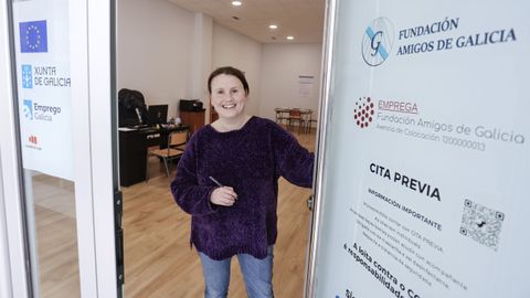 Begoña Ferreira, orientadora laboral en la oficina de Amigos de Galicia en Lugo