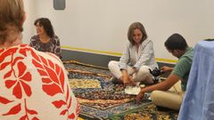 La vicepresidenta provincial, con los participantes en el ciclo