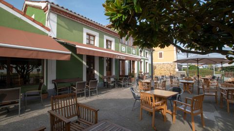 Cai Milio, el bar-tienda de Oviñana