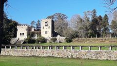 Vista general del pazo de Meir�s