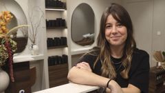 ngela Vidal en su nueva peluquera, que abri este lunes en la calle Concepcin Arenal de Ferrol.