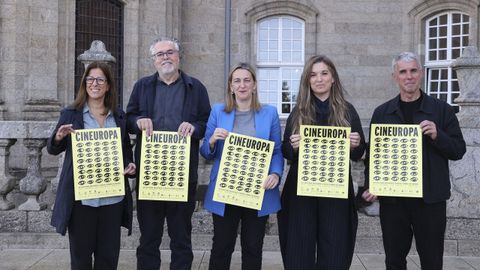 Alejandra Trell�s, Jos� Luis Losa, M�riam Louzao, Patricia Portela y Dani Bembibre, durante la presentaci�n del festival