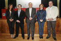 Nani Arenas, Pablo Canosa, Jos� Manuel L�pez, Nava Castro y Guillermo Gonz�lez, ayer, en A Laracha. 