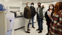 Ana Pont�n reuniuse c�s responsables da confrar�a de Noia para analizar as problem�ticas do mar