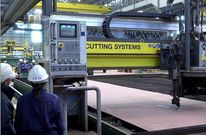 El acto de cortado de la primera plancha de acero cont� con representantes de la Marina y Navantia.