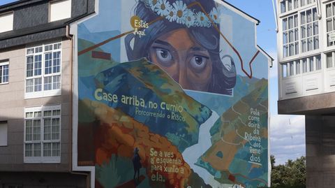 Castro Caldelas ha reconvertido varias medianeras en piezas de arte gracias a murales de diferentes artistas