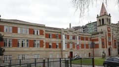 Fachada del colegio Salesianos de Ourense