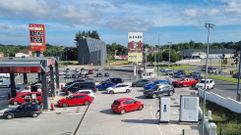 Una estaci�n de servicio en Lugo, en foto de archivo