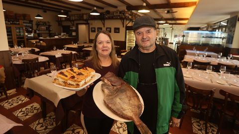 Antonio Castro y su mujer, Herminda Mocoso, este lunes con San Marti�o