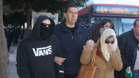 El Cuco, con su padre, ya fallecido, y su madre, que tambi�n ha sido procesada