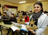 Centros como el Carlos Oroza, entre otros muchos colectivos, colaboran con Redeaxuda.