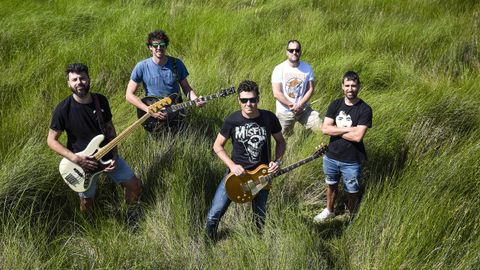 Los integrantes de Liorta.De izquierda a derecha, Jess Costas (bajo), Diego Paz (guitarra), Javier Gmez Noya (guitarra), Alberto Fernndez (batera) y Roberto Barral (voz).