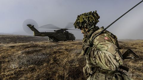 Una grupo de militares franceses, en Kangerlussuaq (Groenlandia).