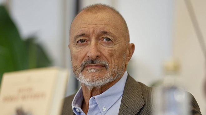 El escritor Arturo P�rez-Reverte.