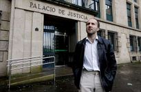 Gonzalo J�come, ayer en los juzgados, ve �revanchismo pol�tico� tras la denuncia de Soto. 