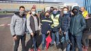 Tiki, Vctor, Jacobo, Flix y Jess, trabajadores de Aluminio durante las primeras horas de la huelga