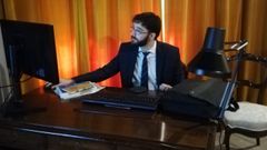 Luis Manuel Ib��ez, que tiene ra�ces familiares en B�veda, durante la presentaci�n de su tesis doctoral