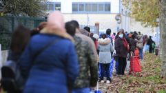 Colas durante la pandemia en el banco de alimentos de Lugo