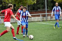 El Carnota y el Porte�o empatan en el campo O Lomb�ns.