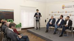 Iago Lesteg�s participa en un encuentro de ciudades hist�ricas en Pamplona.